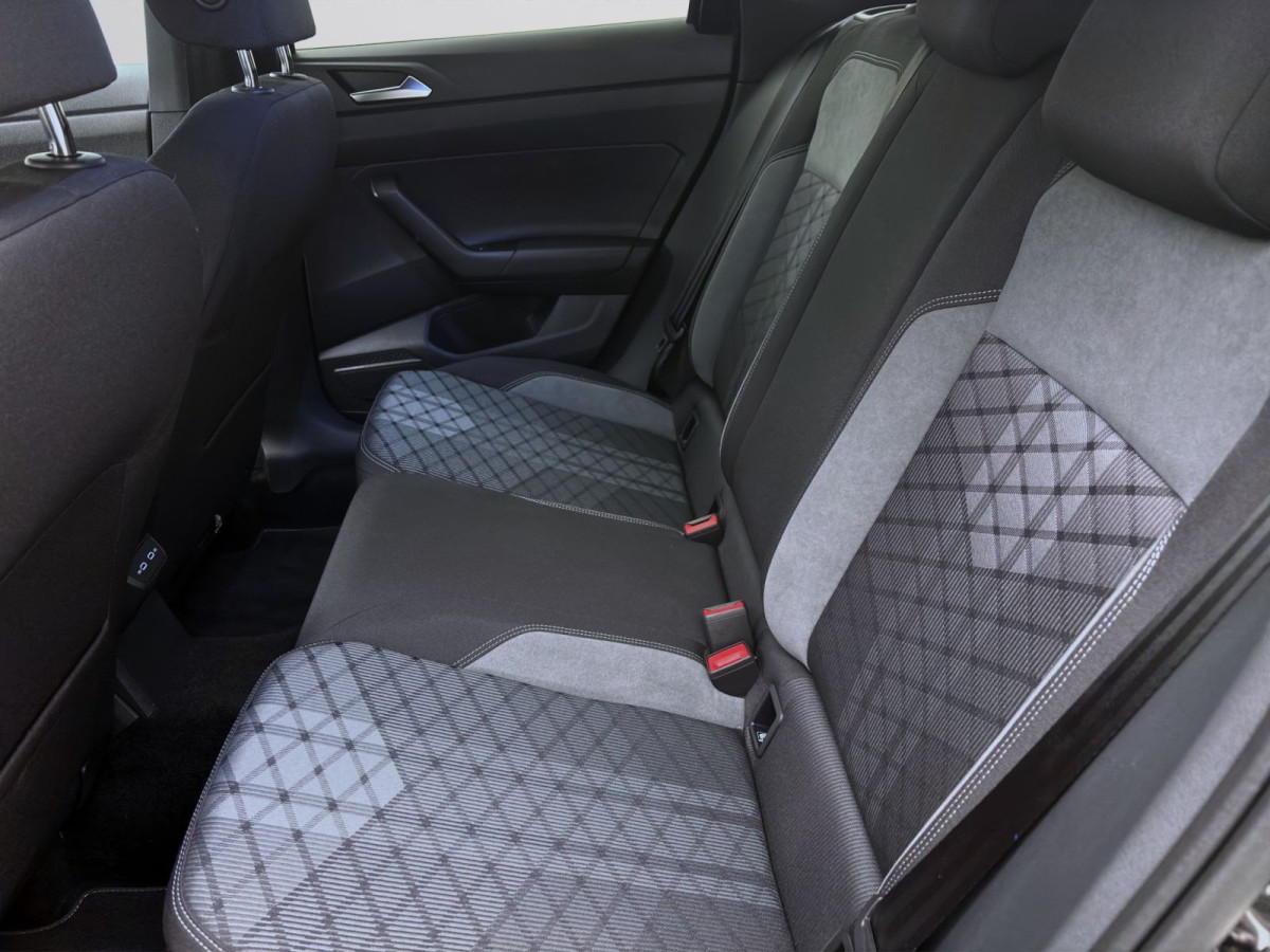 Thumb 15: Volkswagen Taigo 1.0 TSI R-LINE IQ.LIGHT KAMERA KLIMA SITZHZG