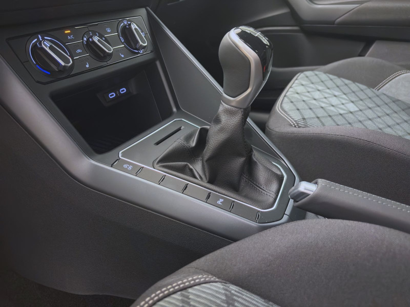 Bild 13: Volkswagen Taigo 1.0 TSI R-LINE IQ.LIGHT KAMERA KLIMA SITZHZG