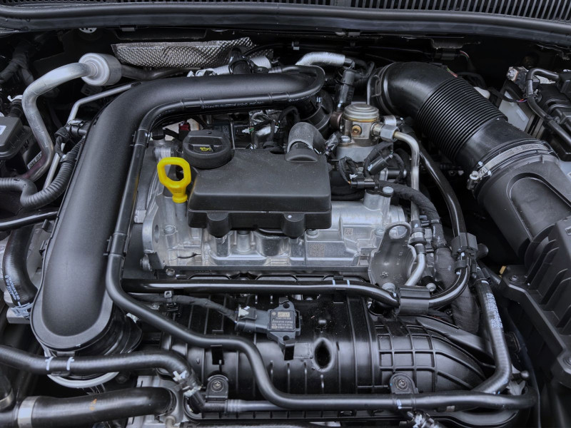 Bild 17: Volkswagen Taigo 1.0 TSI R-LINE IQ.LIGHT KAMERA KLIMA SITZHZG