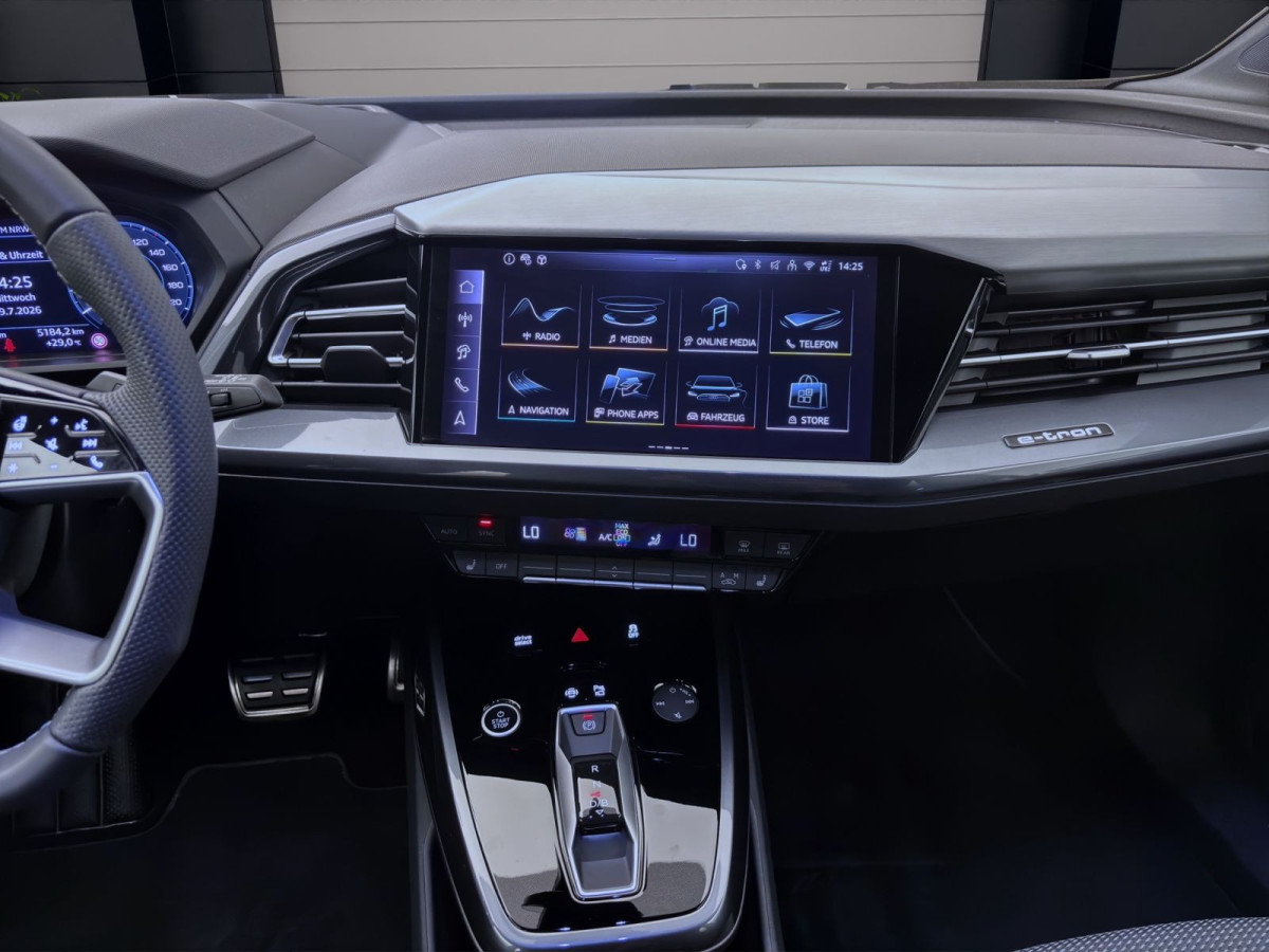 Thumb 14: Audi Q4 e-tron 40 AHK MATRIX NAVI HuD VIRTUAL