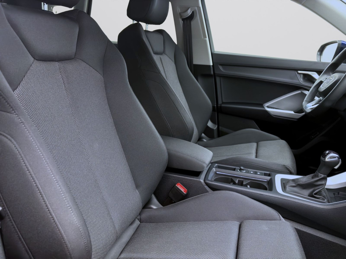 Thumb 16: Audi Q3 35 TFSI ADVANCED AHK NAVI LED SITZHZG
