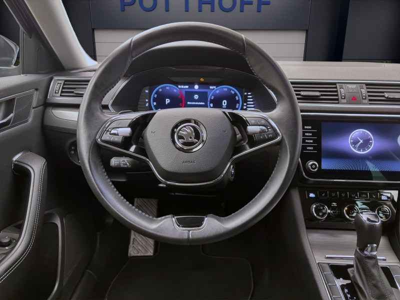 Bild 11: Škoda Superb Combi 2.0 TDI DSG STYLE NAVI KAMERA PDC SITZHZG
