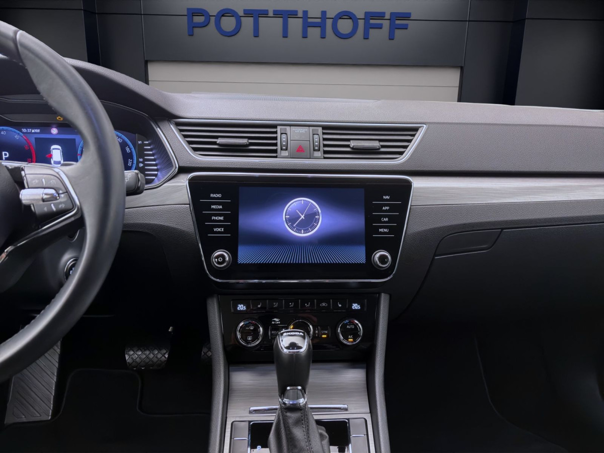 Thumb 14: Škoda Superb Combi 2.0 TDI DSG STYLE NAVI KAMERA PDC SITZHZG