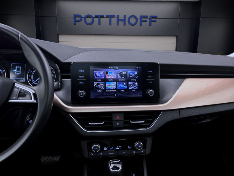 Bild 14: Škoda Scala 1.5 TSI DSG STYLE PANO SITZHZG PDC LED
