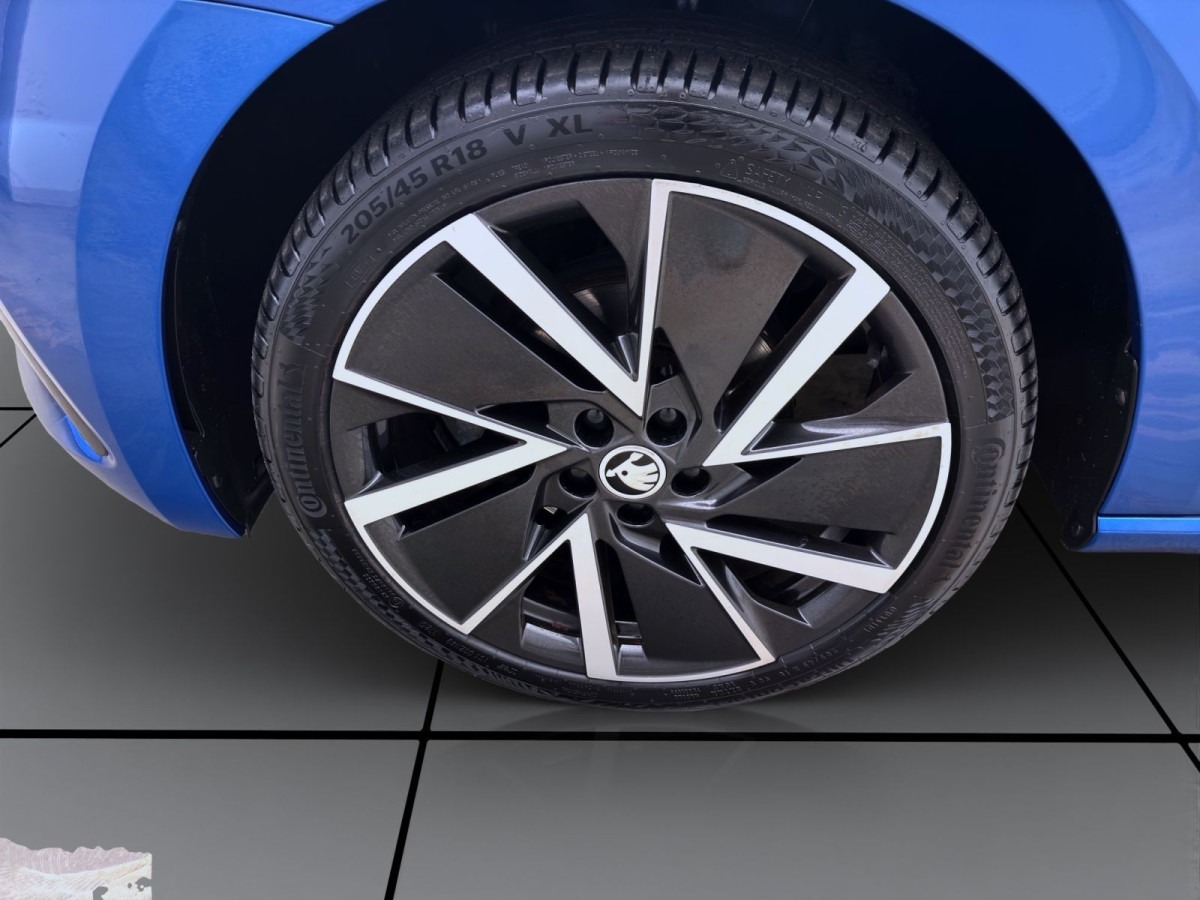Thumb 8: Škoda Scala 1.5 TSI DSG STYLE PANO SITZHZG PDC LED