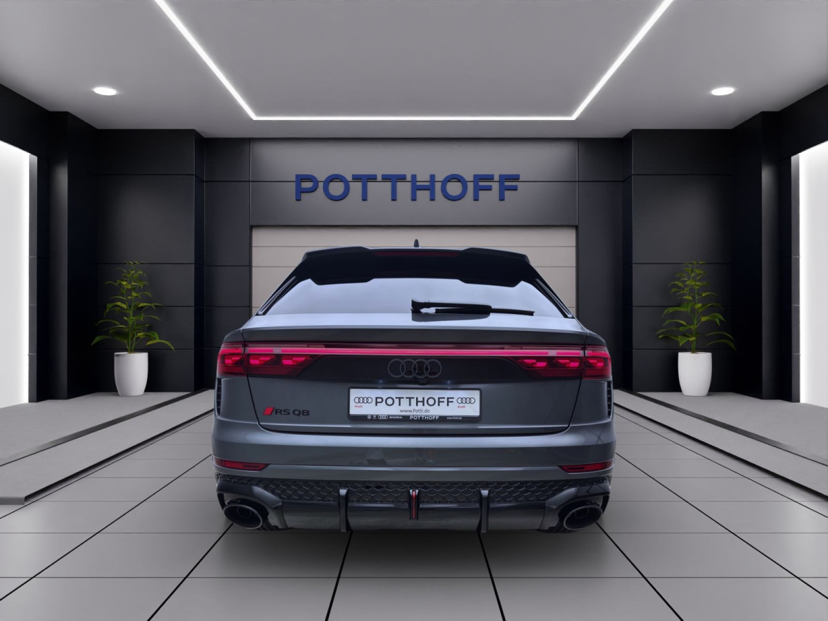 Thumb 3: Audi RS Q8 SUV PERFORMANCE AHK B&O LM23 PANO HUD WR23