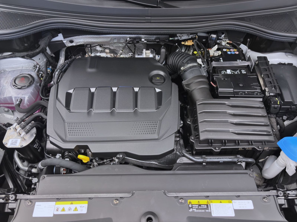 Thumb 17: Škoda KODIAQ SPORTLINE 4X4 AHK PANO STANDH NAV+ ASSISTENZ+ KOMFORT+
