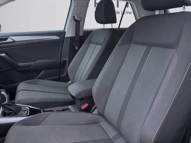 Bild 9: Volkswagen T-Roc 1.5 TSI DSG LIFE STDHZG AHK NAVI SITZHZG