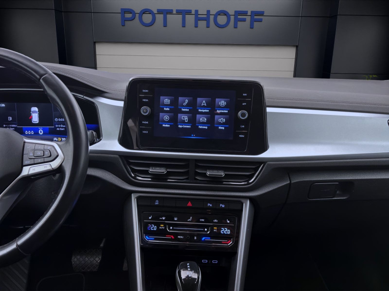 Bild 14: Volkswagen T-Roc 1.5 TSI DSG LIFE STDHZG AHK NAVI SITZHZG