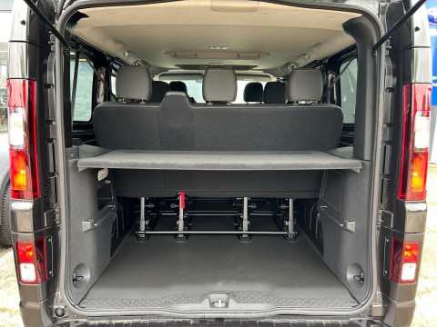 Ansicht 14 - Gebrauchtwagen Fahrzeug, Modell Primastar der Marke Nissan von Verkäufer Auto-Center Grimmen GmbH & Co. Fzg.handel KG
