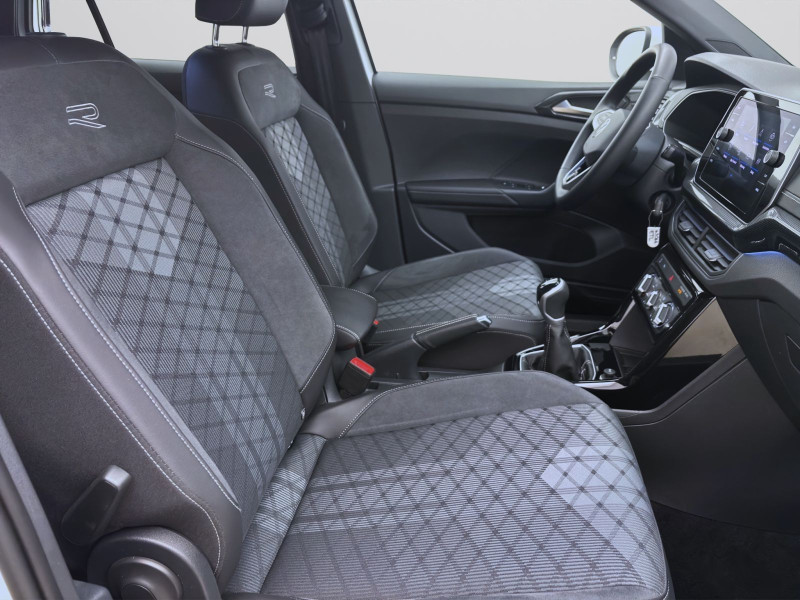 Bild 16: Volkswagen T-Cross 1.0 TSI R-LINE AHK IQ.LIGHT PDC SITZHZG