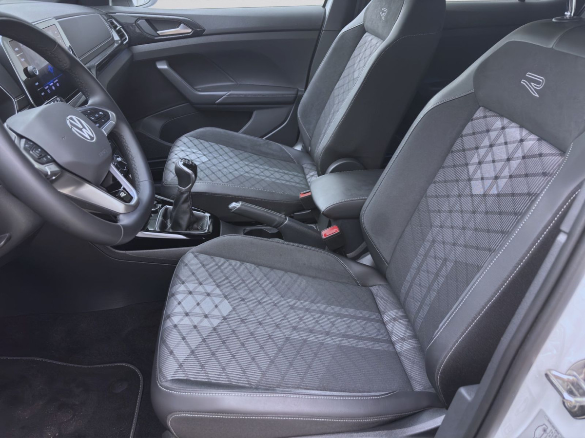 Thumb 9: Volkswagen T-Cross 1.0 TSI R-LINE AHK IQ.LIGHT PDC SITZHZG