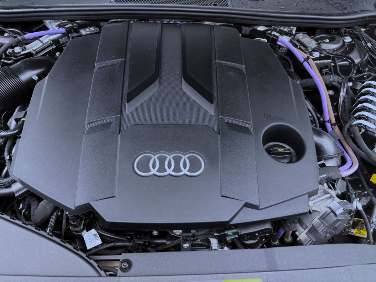 Thumb 17: Audi A6 allroad 55 TDI Q STDHZG AHK PANO HD-MATRIX NAVI