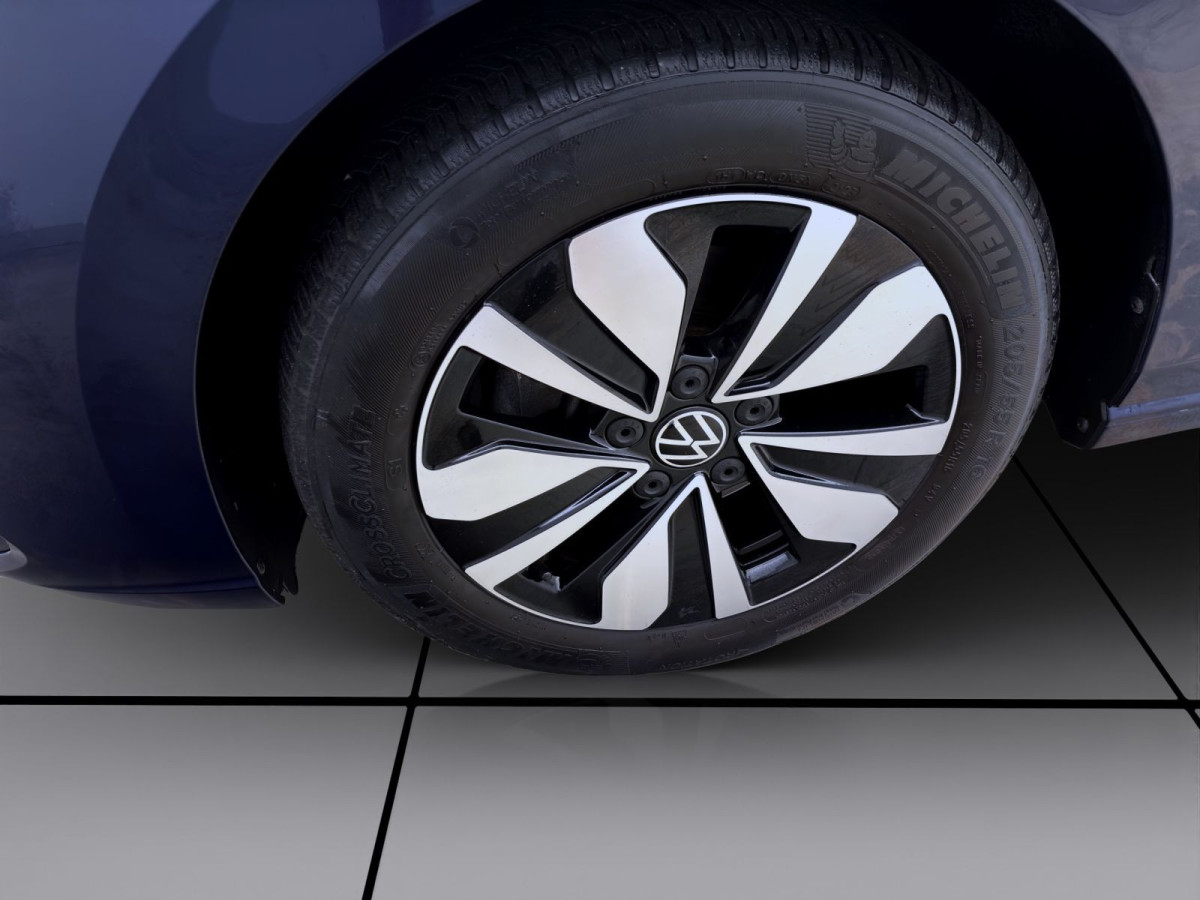 Thumb 8: Volkswagen Golf 2.0 TDI DSG MOVE NAVI PDC LED SITZHZG