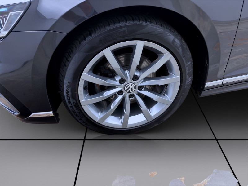 Bild 8: Volkswagen Passat Variant 1.5 TSI DSG ELEGANCE AHK IQ.LIGHT NAVI SITZHZG