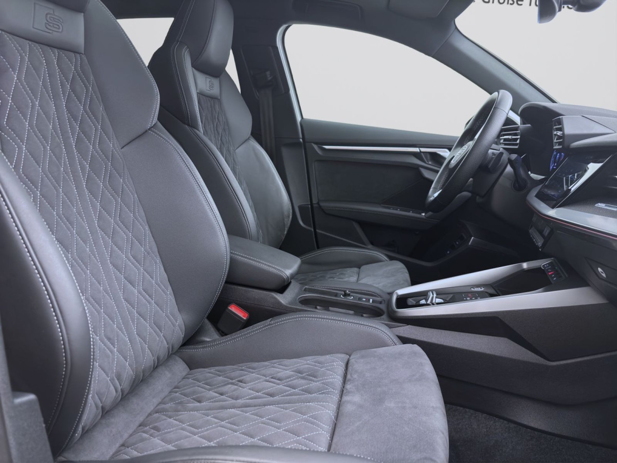 Thumb 16: Audi A3 Sportback 45 TFSIe PANO MATRIX NAVI B&O KAMERA