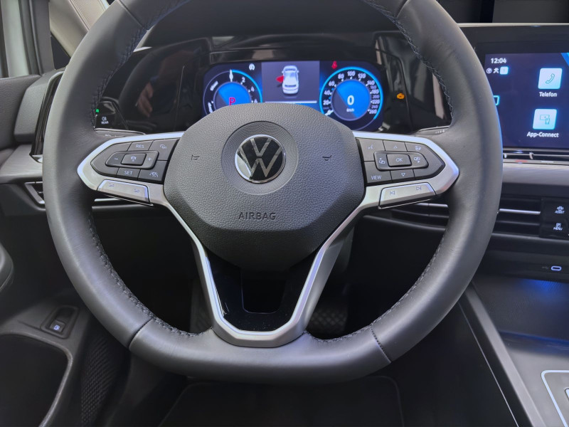 Bild 12: Volkswagen Golf 1.4 TSI eHybrid DSG STYLE NAVI SITZHZG PDC LED+