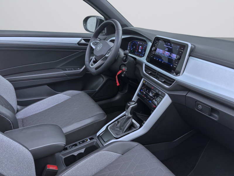 Bild 17: Volkswagen T-Roc Cabriolet 1.5 TSI DSG GOAL NAVI LED PDC SITZHZG
