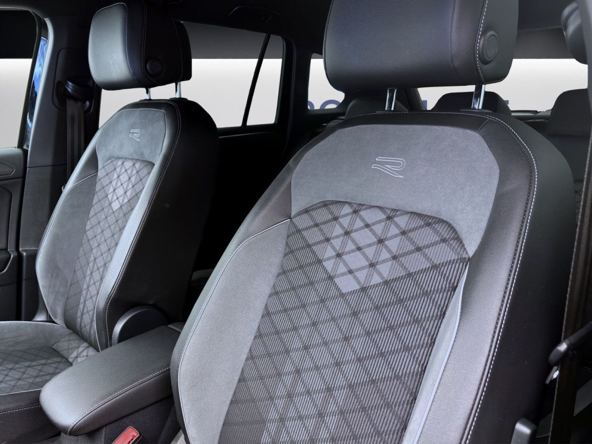 Thumb 9: Volkswagen Tiguan 2.0 TDI DSG R-LINE AHK MATRIX NAVI KAMERA