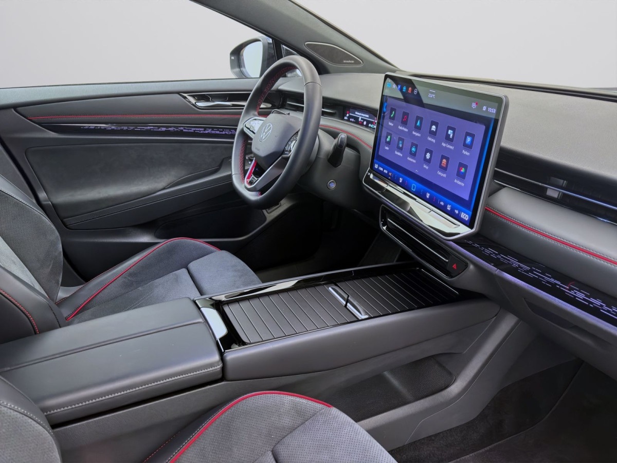 Thumb 17: Volkswagen ID.7 Tourer 4M GTX KAMERA NAVI AHK KLIMA HuD
