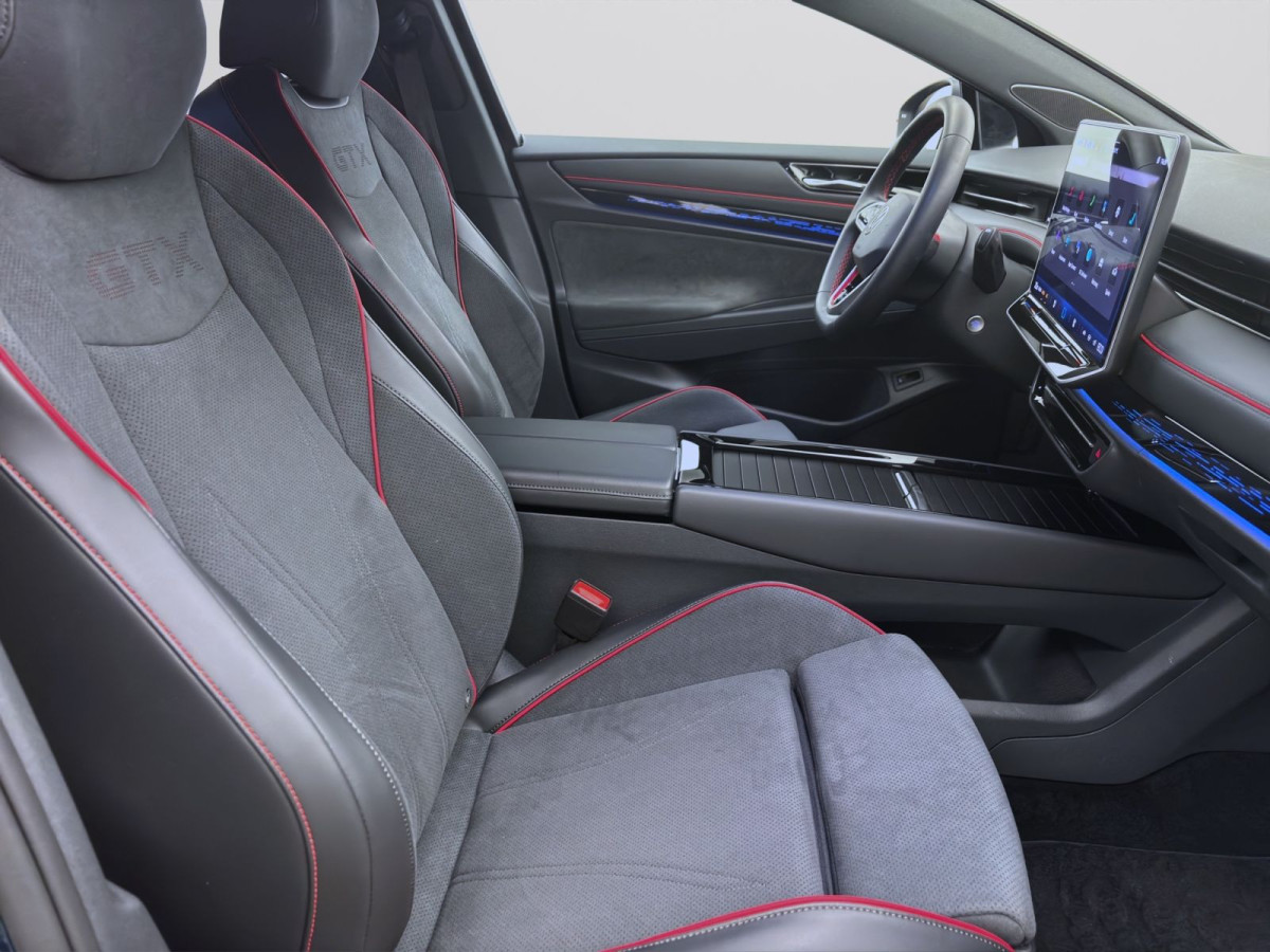 Thumb 16: Volkswagen ID.7 Tourer 4M GTX