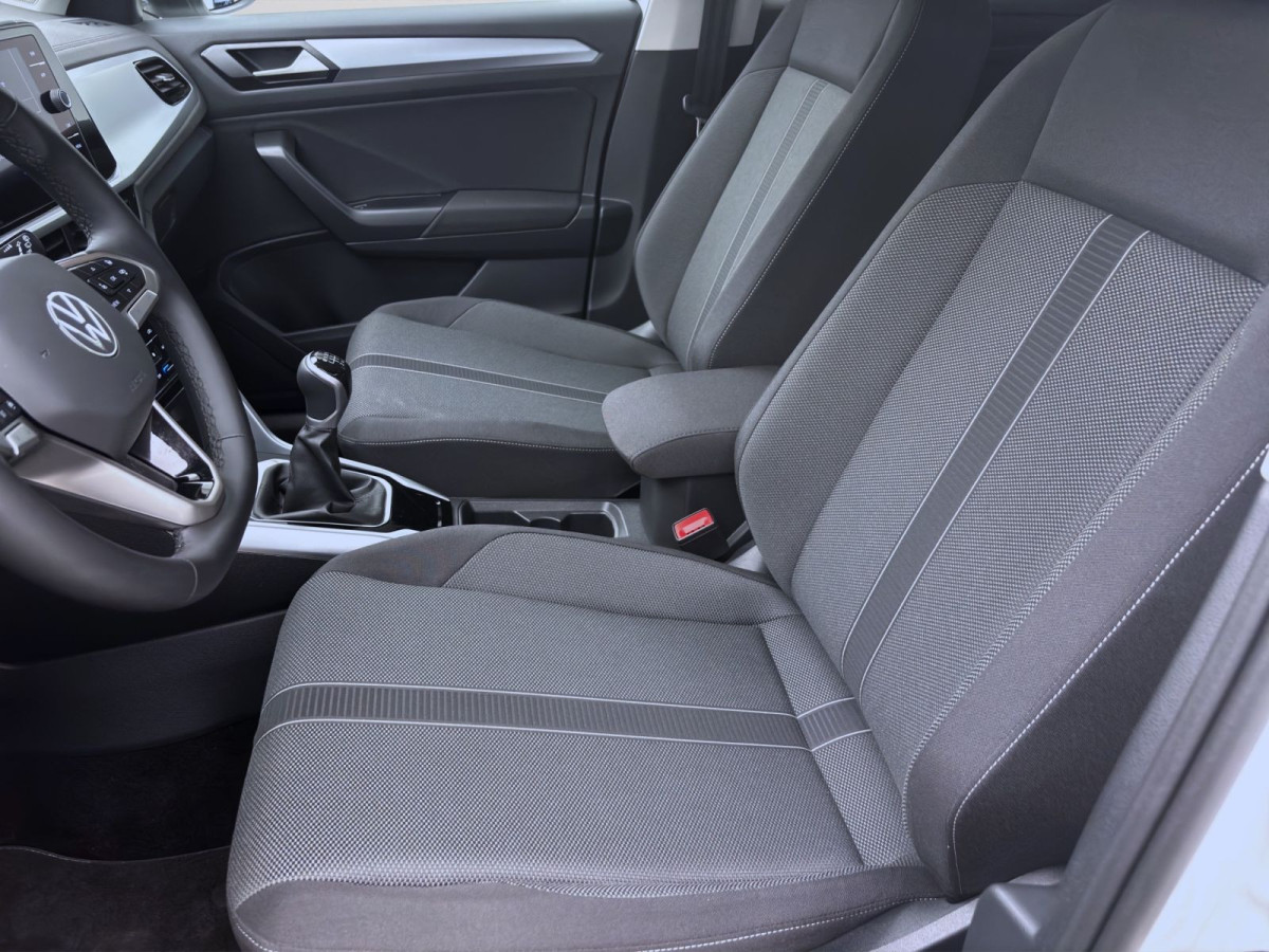 Thumb 9: Volkswagen T-Roc 1.0 TSI LIFE NAVI KLIMA PDC SHZG