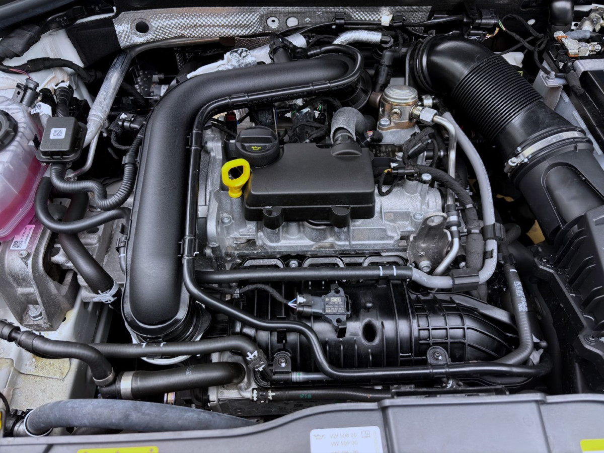 Thumb 18: Volkswagen T-Roc 1.0 TSI LIFE NAVI KLIMA PDC SHZG