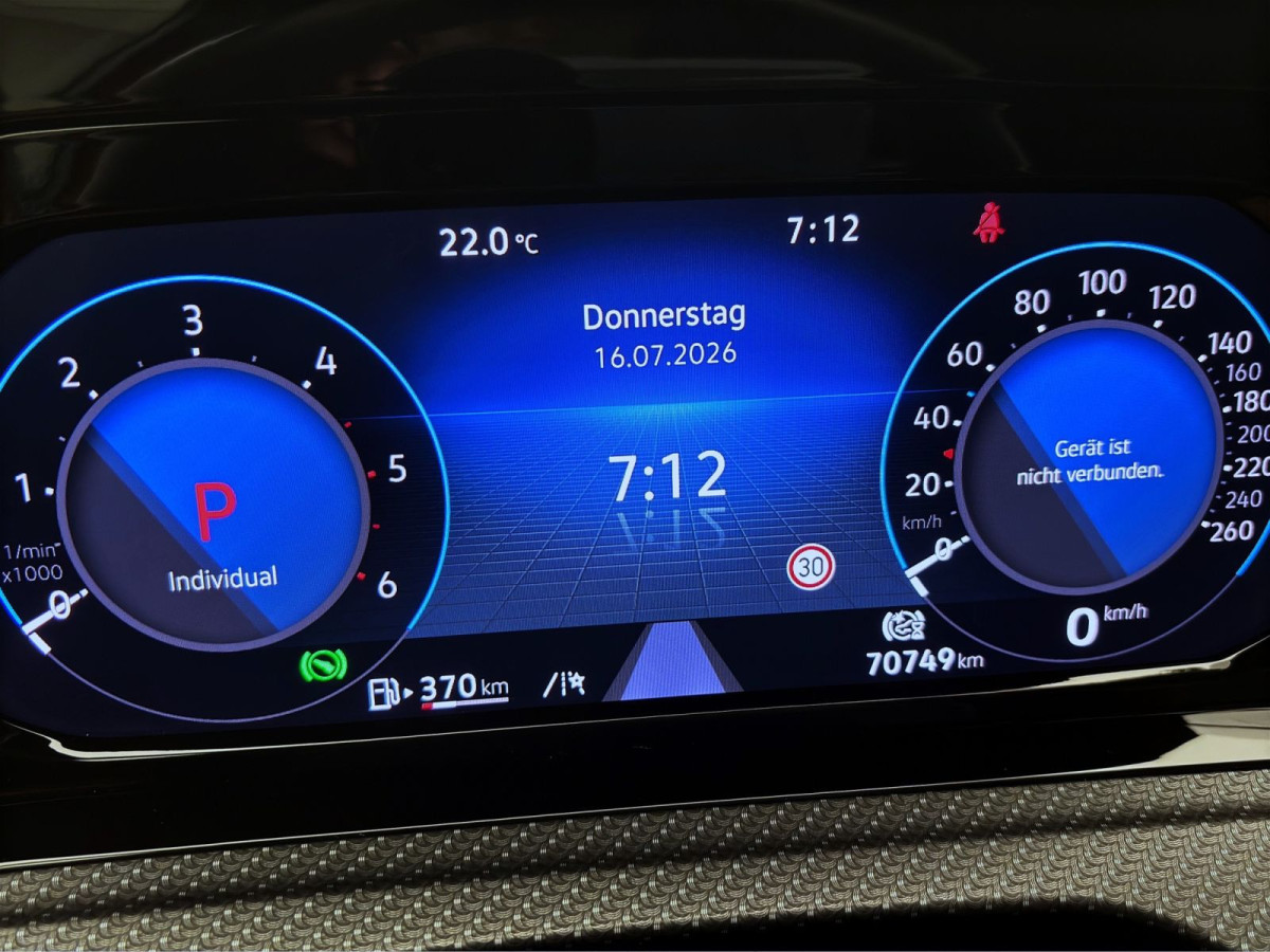 Thumb 12: Volkswagen Golf 2.0 TDI DSG R-LINE NAVI PDC SITZHZG LED+