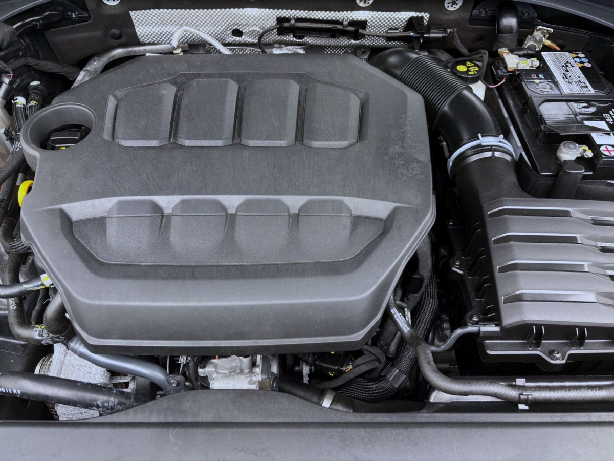 Thumb 18: Škoda Superb Combi 2.0 TSI DSG 4x4 L&K NAVI KLIMA PDC SHZG