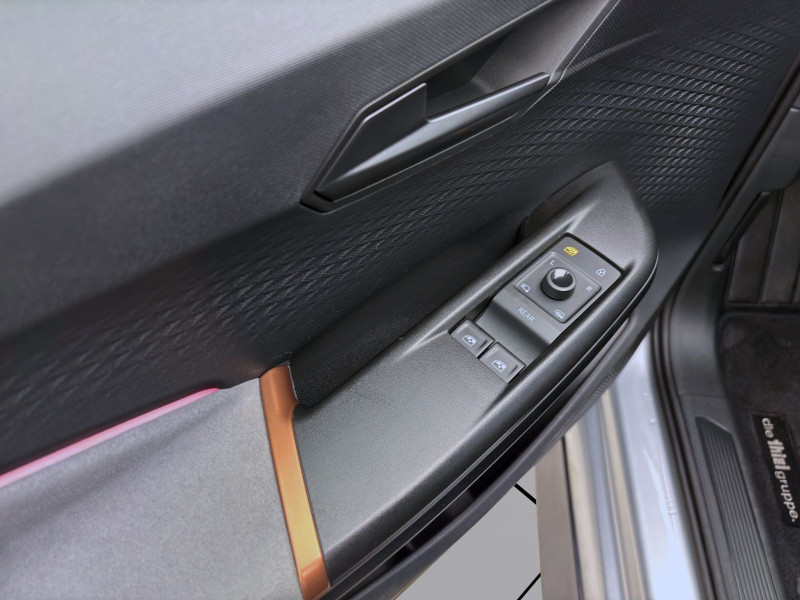Bild 10: Cupra Born KAMERA NAVI KLIMA PDC SHZG LED