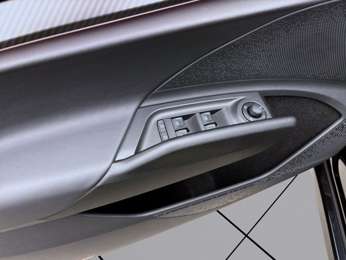Thumb 10: Škoda Enyaq iV Coupé RS SUITE PANO KAMERA NAVI CANTON