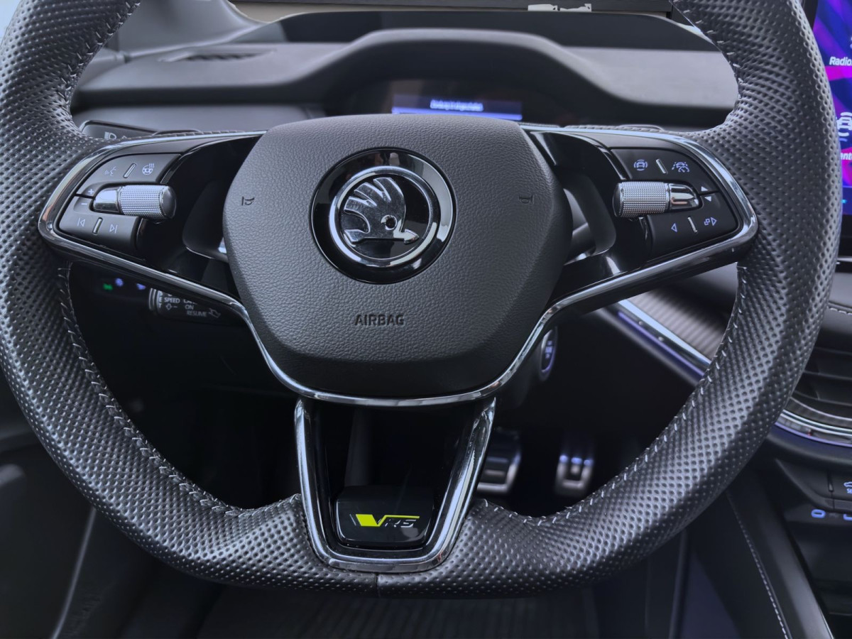 Thumb 12: Škoda Enyaq iV Coupé RS SUITE PANO KAMERA NAVI CANTON