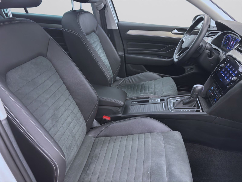 Bild 16: Volkswagen Passat Variant 2.0 TSI DSG ELEGANCE PANO NAVI KAMERA IQ.LIGHT