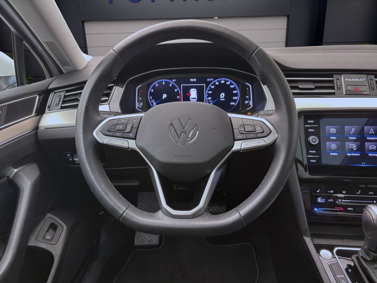 Thumb 11: Volkswagen Passat Variant 2.0 TSI DSG ELEGANCE PANO NAVI KAMERA IQ.LIGHT