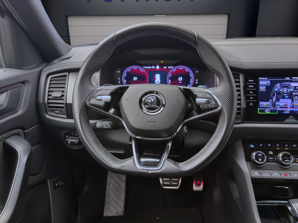 Thumb 10: Škoda Kodiaq 2.0 TDI DSG 4x4 SPORTLINE PANO AHK NAVI KAMERA