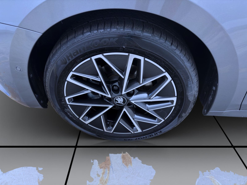 Bild 8: Škoda Octavia Combi 2.0 TDI DSG TOUR NAVI PANO KLIMA SHZG