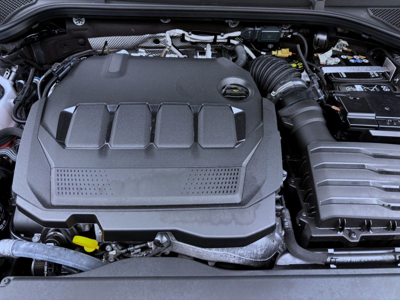 Bild 18: Škoda Octavia Combi 2.0 TDI DSG TOUR NAVI PANO KLIMA SHZG