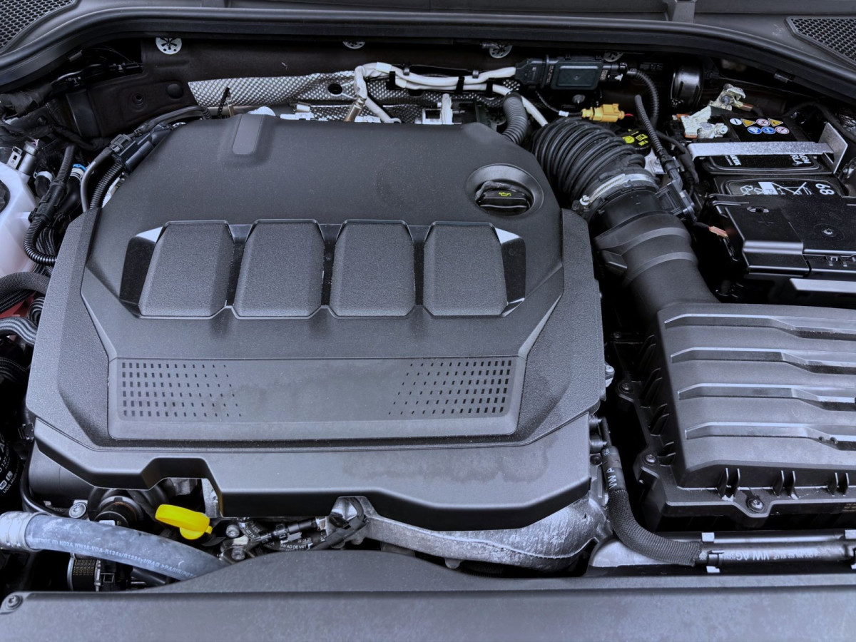 Thumb 18: Škoda Octavia Combi 2.0 TDI DSG TOUR NAVI PANO KLIMA SHZG