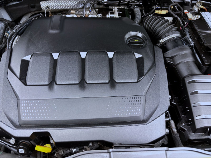 Bild 18: Volkswagen T-Roc 2.0 TDI DSG R-LINE AHK NAVI KAMERA LED+