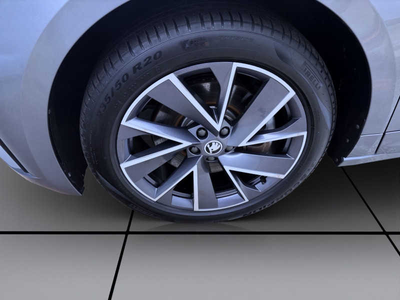 Bild 8: Škoda Enyaq 80 iV SPORTLINE AHK NAVI KAMERA HuD SITZHZG