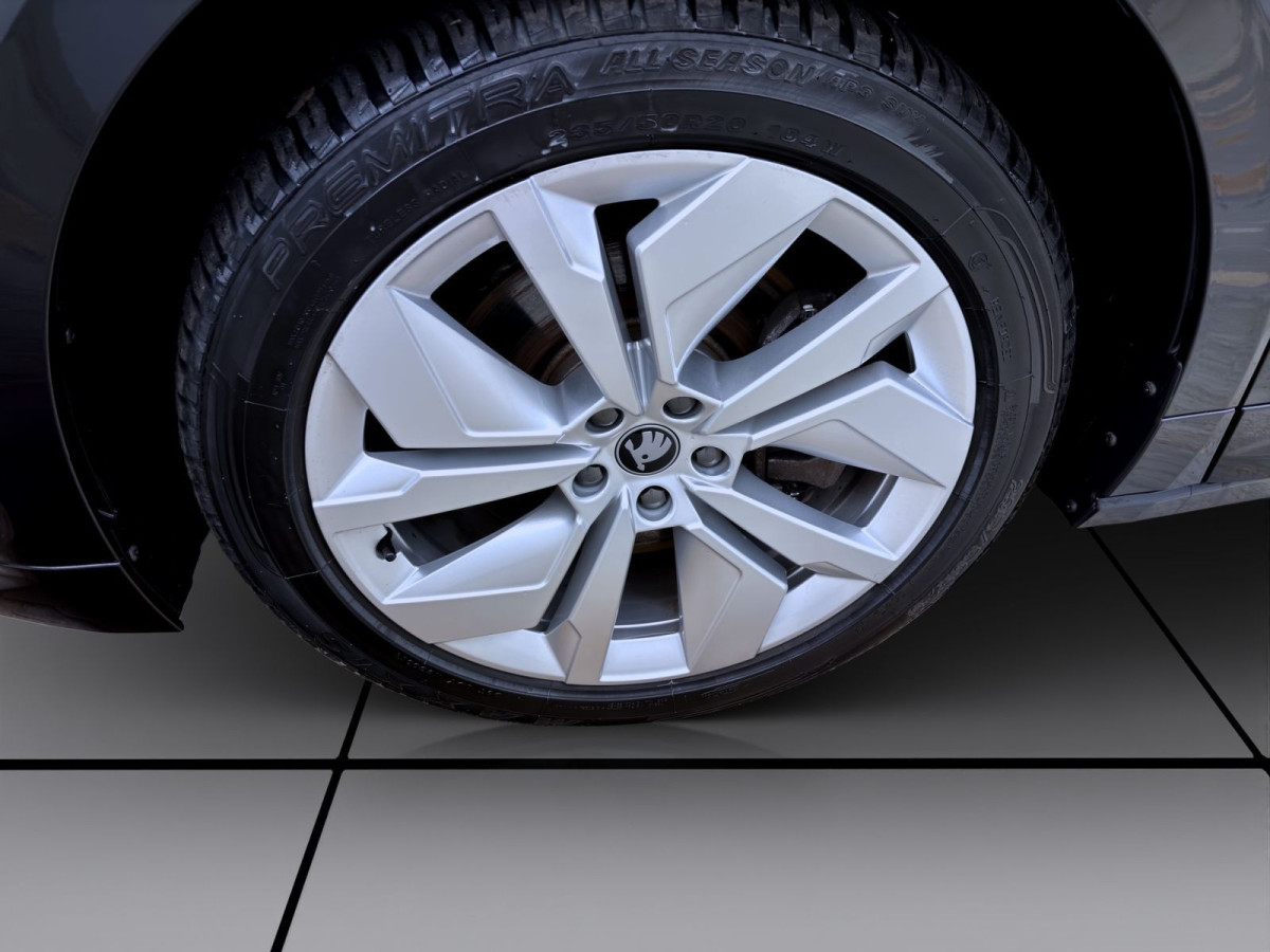 Thumb 8: Škoda Enyaq 85 Coupé LOFT PANO AHK NAVI CANTON