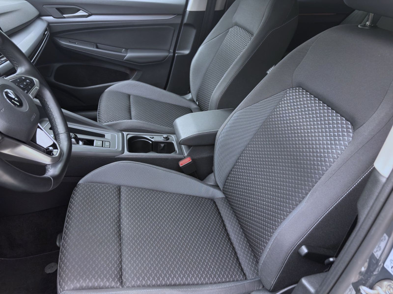 Bild 9: Volkswagen Golf 2.0 TDI DSG ACTIVE PANO AHK NAVI IQ.LIGHT