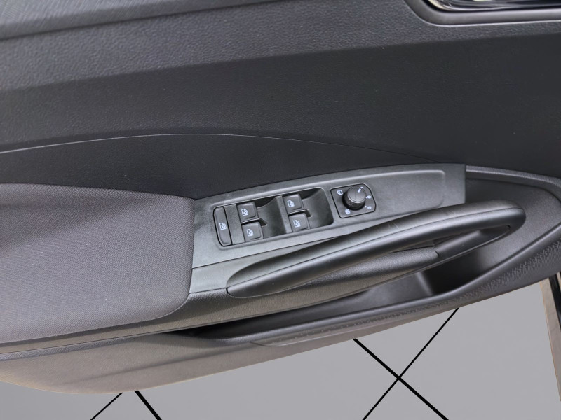Bild 10: Škoda Fabia 1.5 TSI DSG TOUR NAVI PDC SITZHZG LED