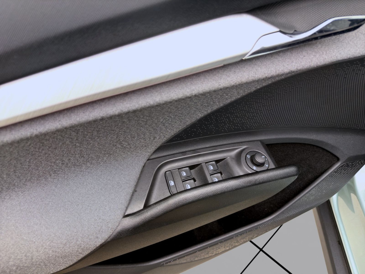 Thumb 10: Škoda Enyaq 80 iV LOFT NAVI KAMERA PDC LED SITZHZG