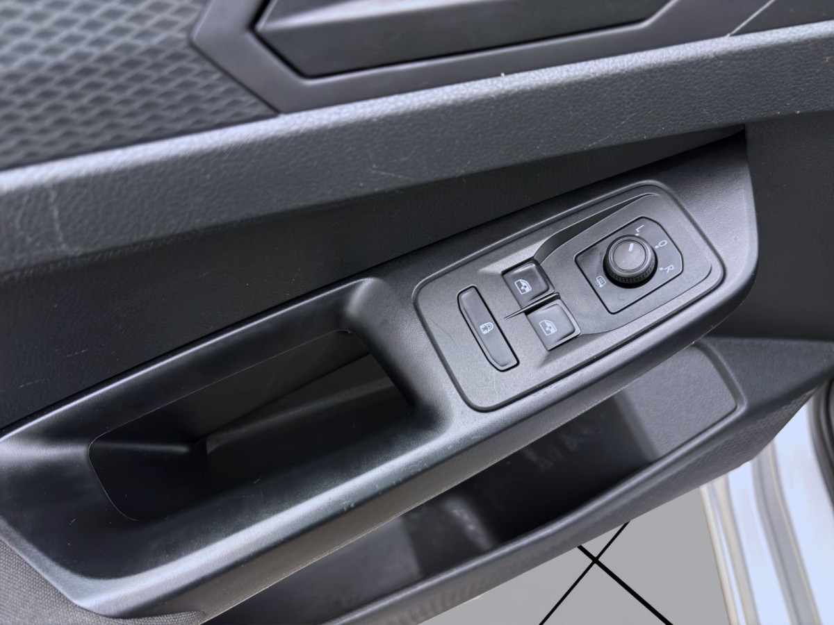 Thumb 9: Volkswagen Caddy 2.0 TDI 4M MAXI STDHZG AHK NAVI SITZHZG