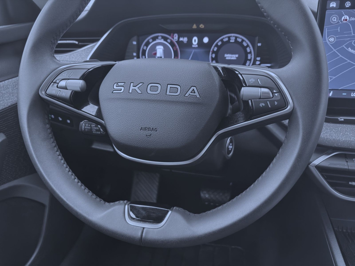 Thumb 12: Škoda Octavia Combi 2.0 TDI DSG SELECTION NAVI KLIMA PDC SHZG