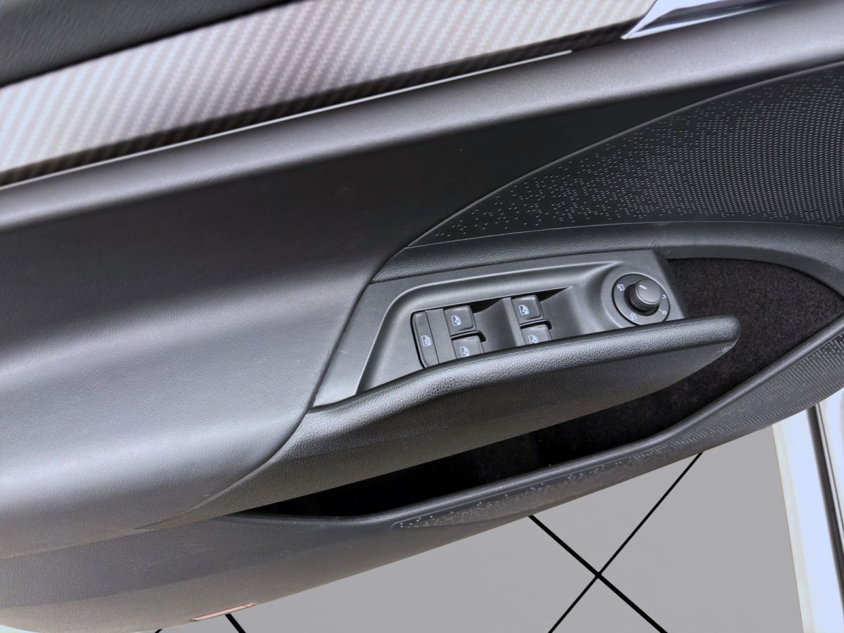 Thumb 10: Škoda Enyaq 80 iV SPORTLINE AHK NAVI KAMERA SITZHZG