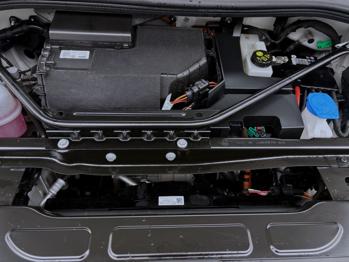 Thumb 17: Škoda Enyaq 80 iV SPORTLINE AHK NAVI KAMERA SITZHZG