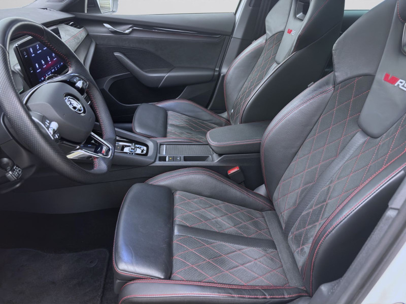 Bild 9: Škoda Octavia Combi 2.0 TDI DSG RS NAVI AHK PANO KLIMA