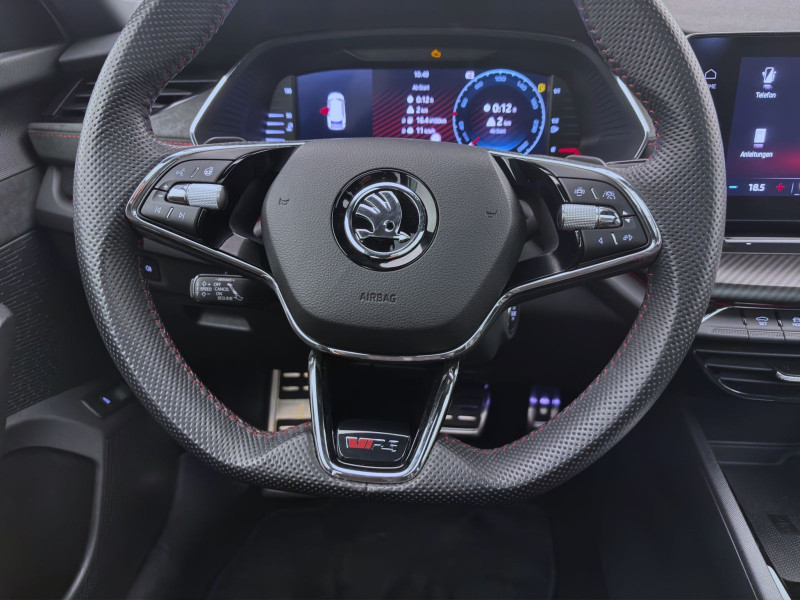 Bild 12: Škoda Octavia Combi 2.0 TDI DSG RS NAVI AHK PANO KLIMA